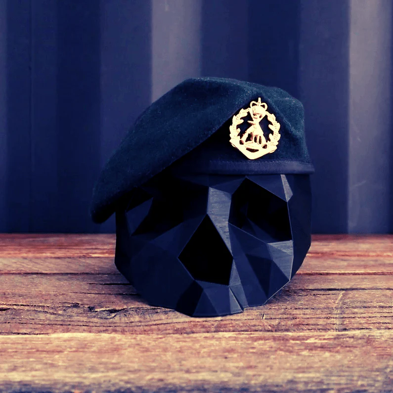 Graveyard Designs Black Skull Stand - Image 2